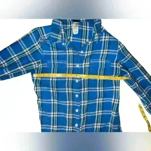 Patagonia Blue Plaid Button Down Shirt - Picture 3 of 5